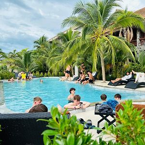 Family House Resort, Haad Rin